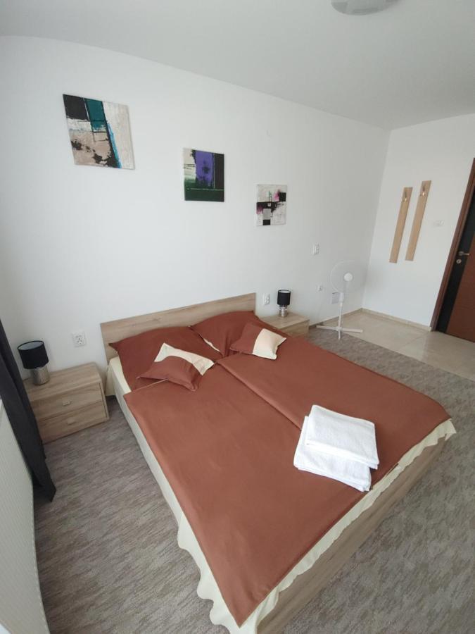 Fiesta Apartman Мисколк Екстериор снимка
