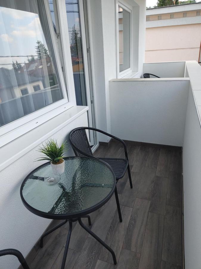 Fiesta Apartman Мисколк Екстериор снимка