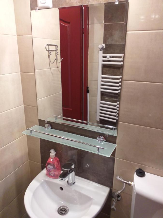 Fiesta Apartman Мисколк Екстериор снимка